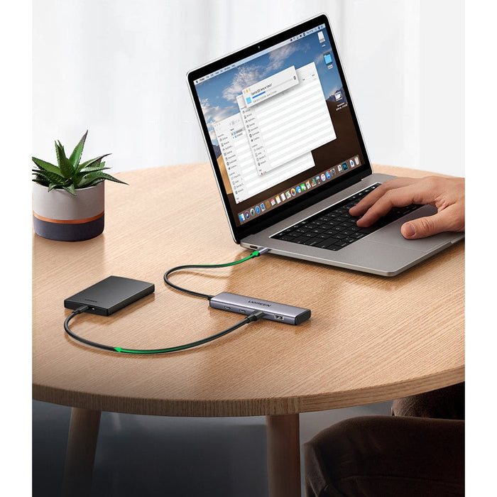 Хъб Ugreen CM473 USB-C към 2x USB-A / 2x USB-C 20 cm сив