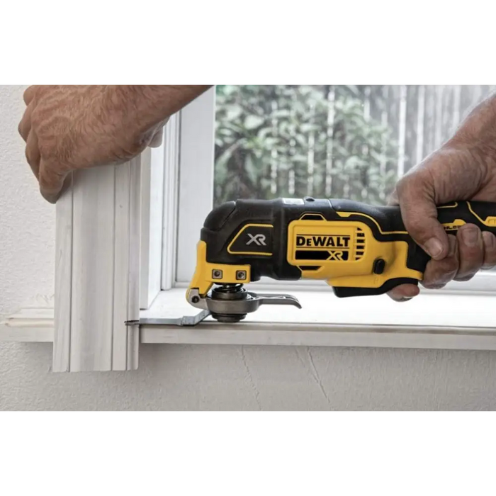 18V XR Tool Oscillating ’multi-tool’ without battery and