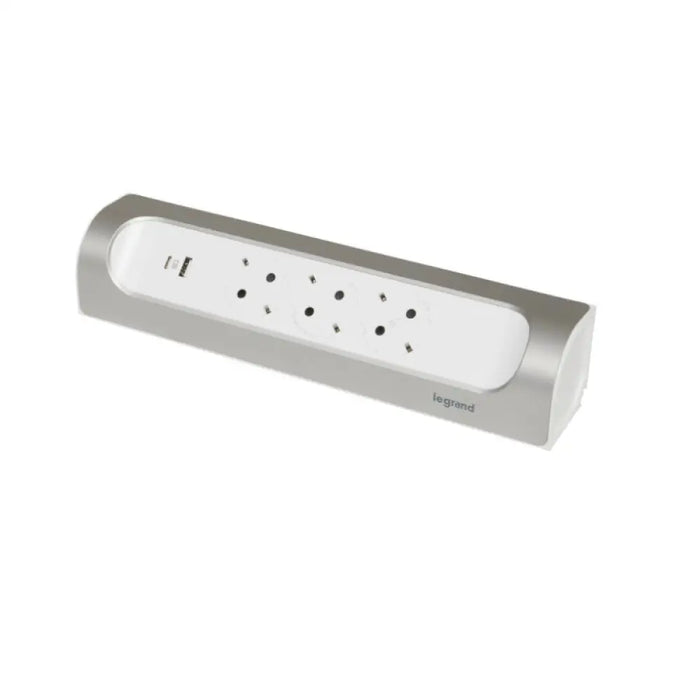БЕЗКАБЕЛЕН РАЗКЛОНИТЕЛЕН ЪГЪЛ 3х ШУКО + USB A + C LEGRAND