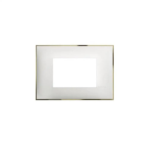 3-МОДУЛНА РАМКА CLASSIA LEGRAND - БЯЛО СЪС ЗЛАТНО
