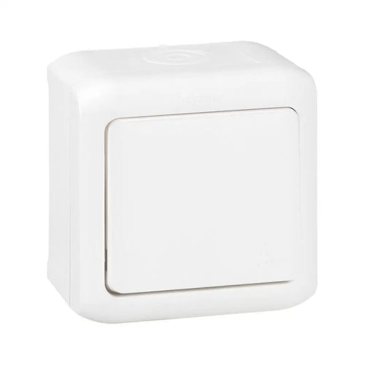 БУТОН 6A ЗА ОТКРИТ МОНТАЖ FORIX LEGRAND - БЯЛ