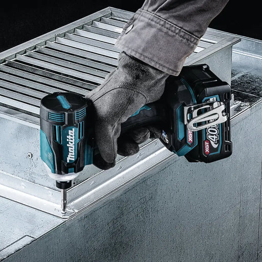 АКУМУЛАТОРЕН БЕЗЧЕТКОВ УДАРЕН ВИНТОВЕРТ MAKITA TD001GD201