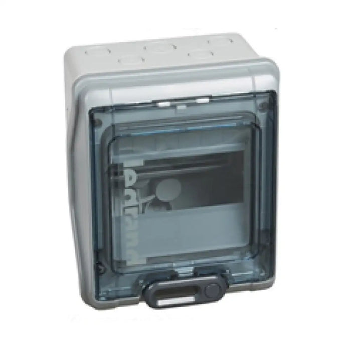 ТАБЛО ЗА ОТКРИТ МОНТАЖ С 6 МОДУЛ И ЗАЩИТА IP 66 PLEXO