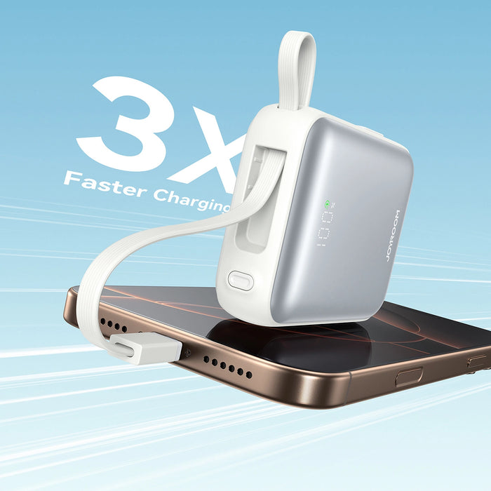 Joyroom JR-PBF27 10000mAh 22.5W Преносима батерия Powerbank с вграден USB-C и Lightning кабели - бял