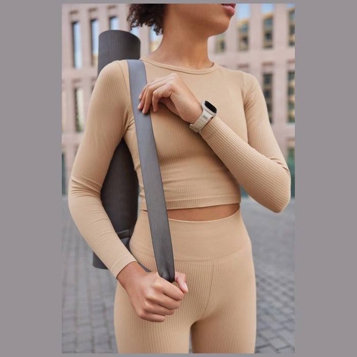 Uniq Stride De Rubber Strap за Apple Watch 44 / 45 / 46 / 49 мм - бежов