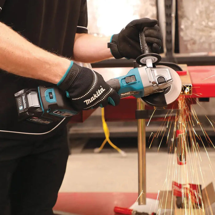 АКУМУЛАТОРЕН БЕЗЧЕТКОВ ЪГЛОШЛАЙФ MAKITA GA023GZ 40 V 125 мм