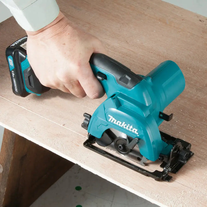 АКУМУЛАТОРЕН ЦИРКУЛЯР MAKITA HS301DZ