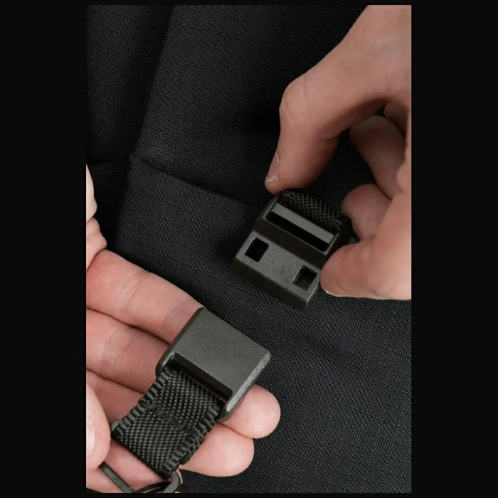 Чанта Uniq Arden Sling 2L - розова