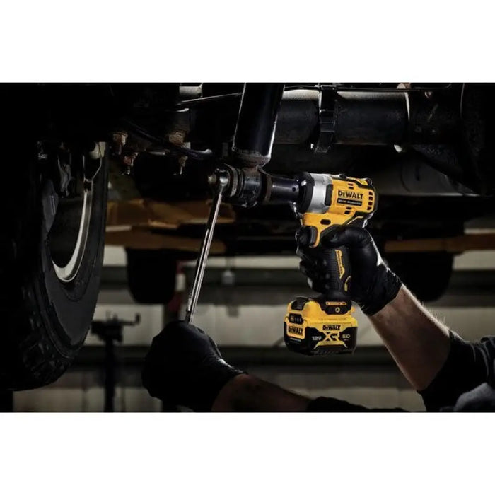 DeWALT DCF901P2-QW ключ гаечен 1/2’’ 340 N⋅m Черен Жълт 12 V