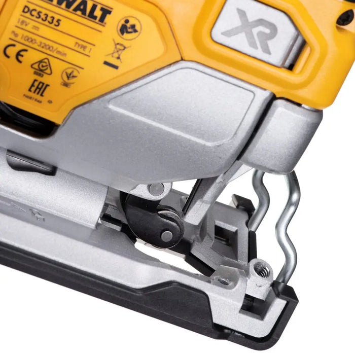 DeWALT DCS335NT мощен прободен трион 3200 spm 2 кг