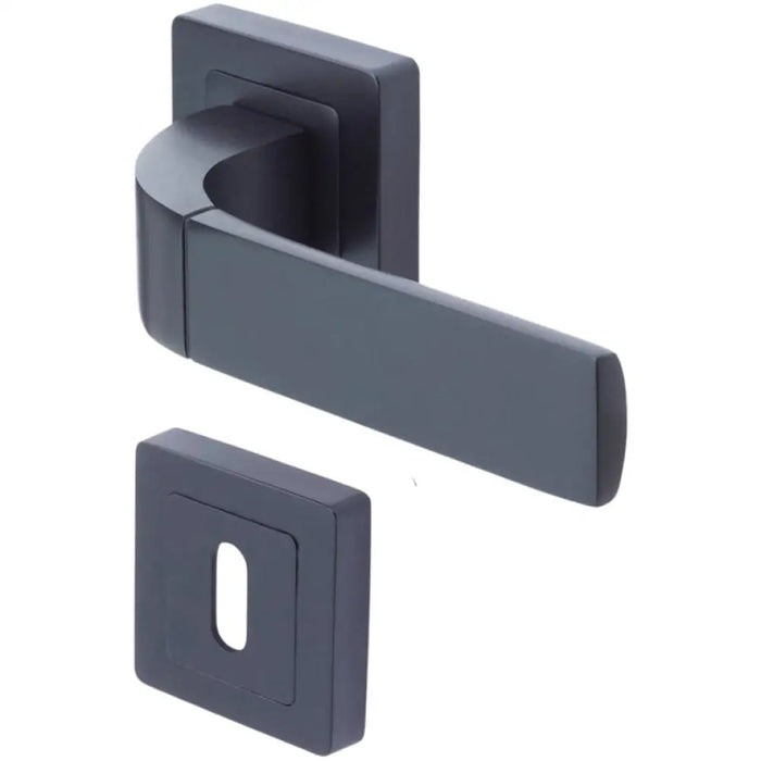 ДРЪЖКА ЗА ВРАТА YALE БОЛОНЯ