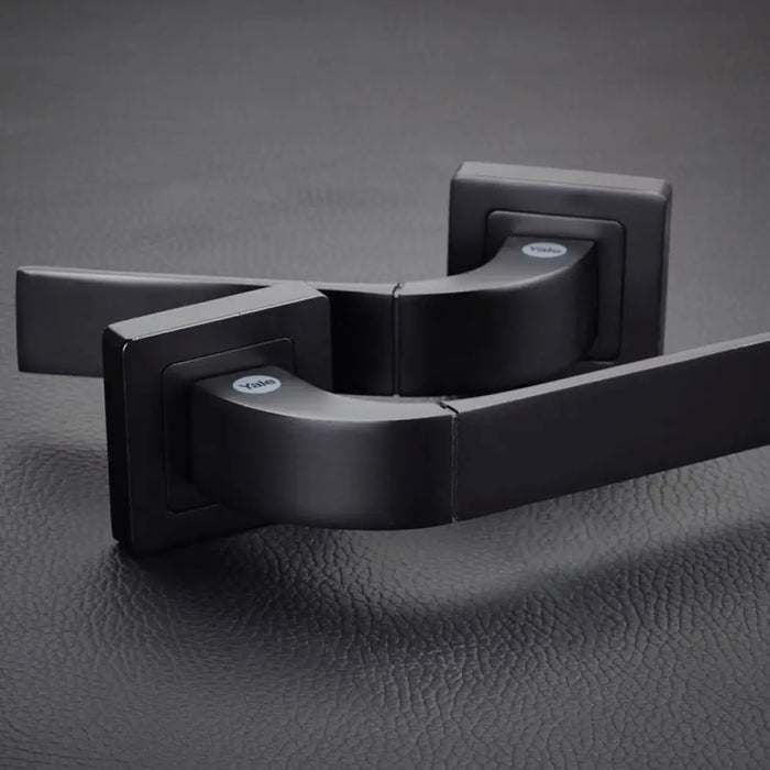 ДРЪЖКА ЗА ВРАТА YALE БОЛОНЯ