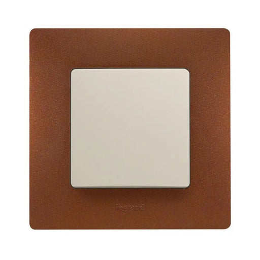 ЕДИНИЧНА РАМКА NILOE LEGRAND - КАКАО