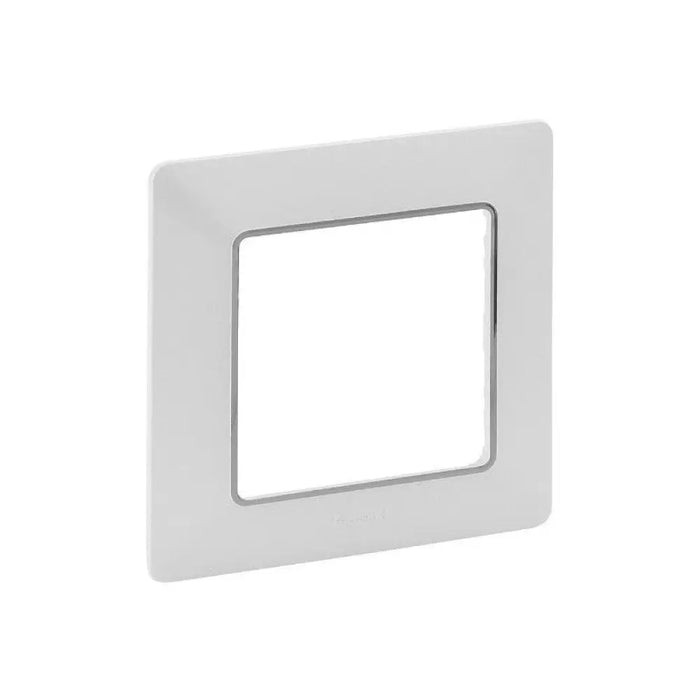 ЕДИНИЧНА РАМКА VALENA LIFE LEGRAND - БЯЛ-ХРОМ