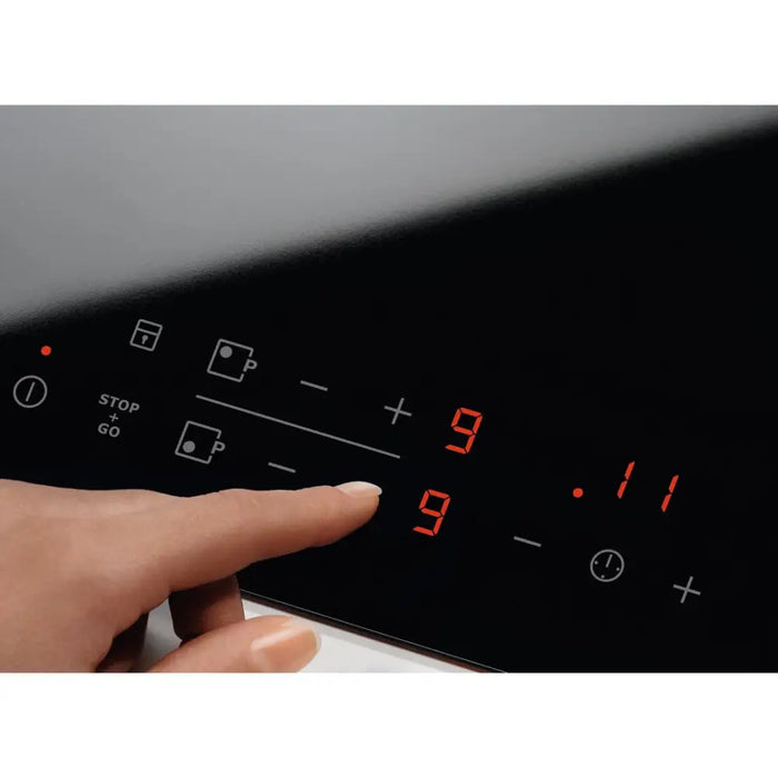 Electrolux EHF6343FOK плот Черен Вграждане 60 см Керамика 4