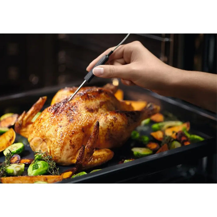 Electrolux EOE7P31Z 71 L 3500 W A + Черен