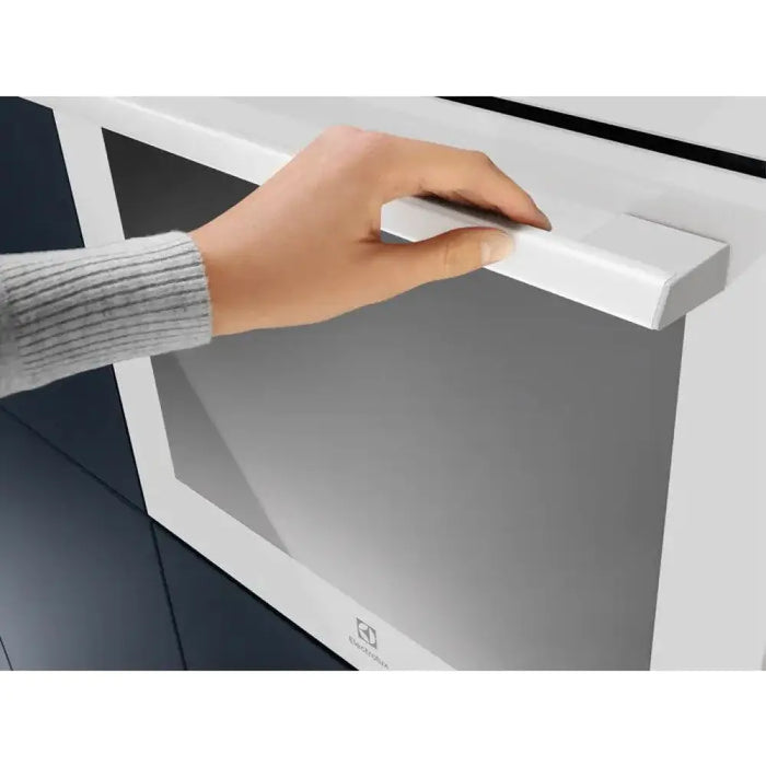 Electrolux EOF3H40BW 65 LA Бяла