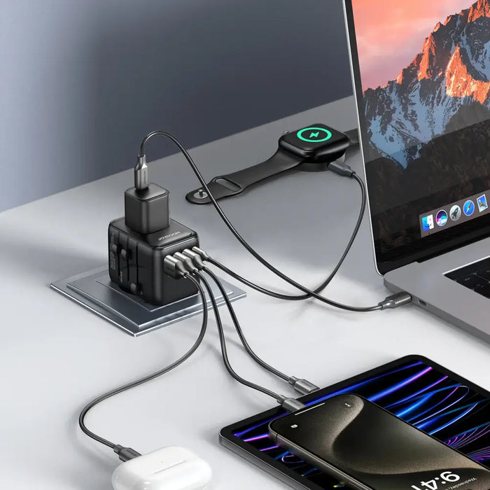 Joyroom JR-TCW01 Универсален адаптер за пътуване 17W EU