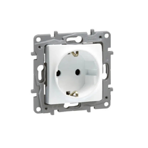 КОНТАКТ ШУКО 16А С ДЕТСКА ЗАЩИТА NILOE LEGRAND - БЯЛ