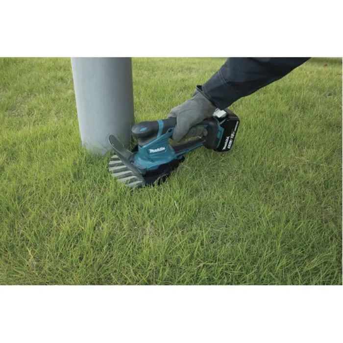 Makita DUM604ZX акумулаторна ножица за трева 16 cm 18 V