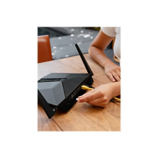 NETGEAR Nighthawk 4G LTE WiFi 6 рутер