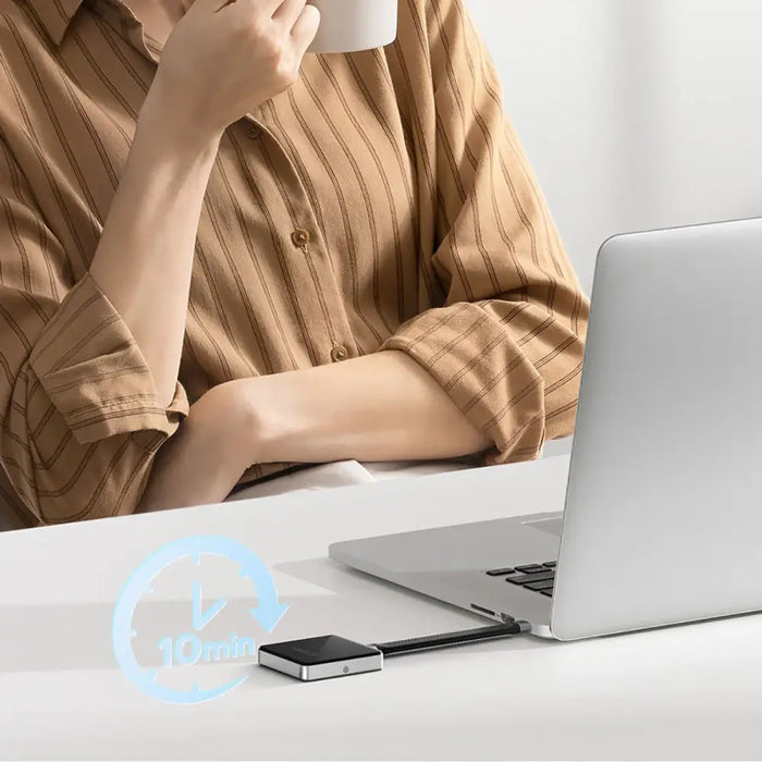 Orico AP30-G2 M.2 NVME Magnetic Disk Drive Bay MagSafe