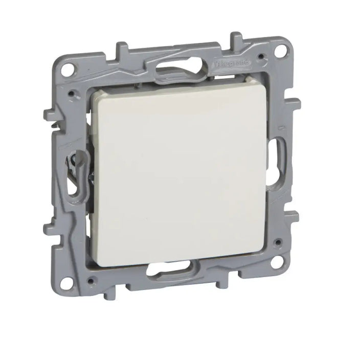 ПРАЗЕН МОДУЛ NILOE LEGRAND - КРЕМ