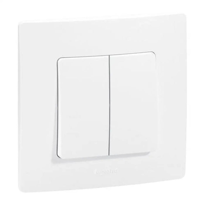 СЕРИЕН КЛЮЧ БЯЛ LEGRAND NILOE