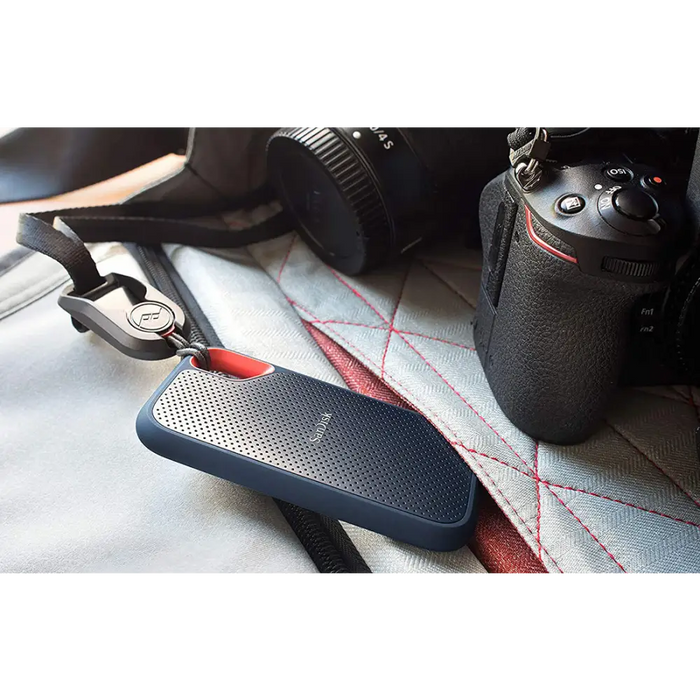 Твърд диск SanDisk Extreme SSD 1050MB/s