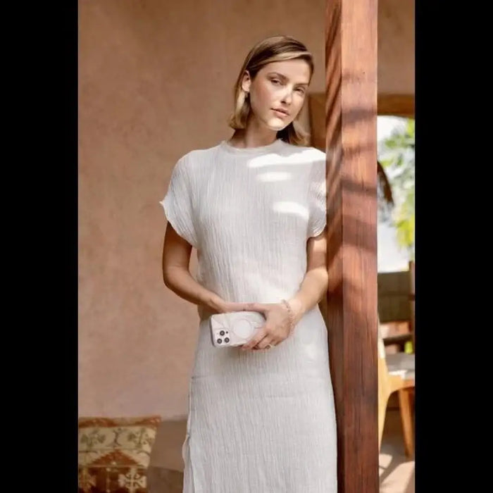 Uniq Coehl Verdure Magnetic Charging Case за iPhone 16 Pro