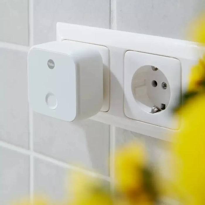 Yale ConnectX Wi-Fi Bridge Бял