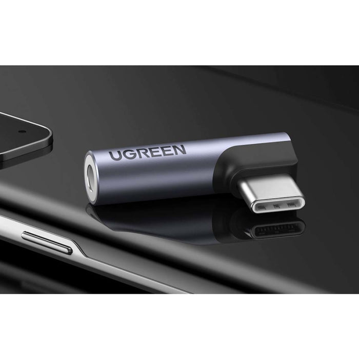 Аудио адаптер UGREEN AV154 USB-C към мини жак 3.5mm