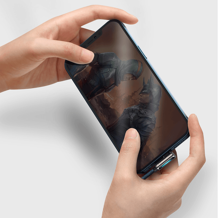 Кабел за зареждане USB-C към Lightning