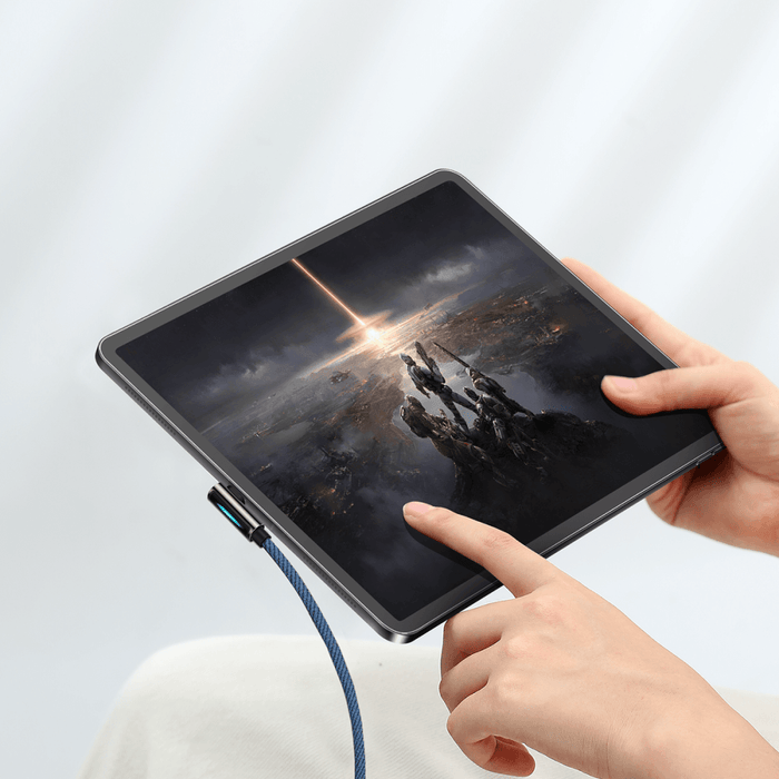 Кабел за зареждане USB-C към Lightning