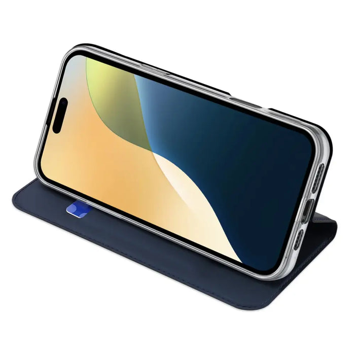 Калъф Dux Ducis Skin Pro за iPhone 16 с капак и слот