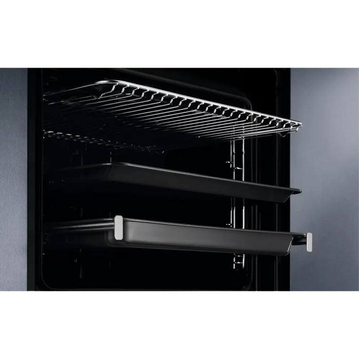 Фурна с катализатор Electrolux EOF5C50BZ 65 L черна
