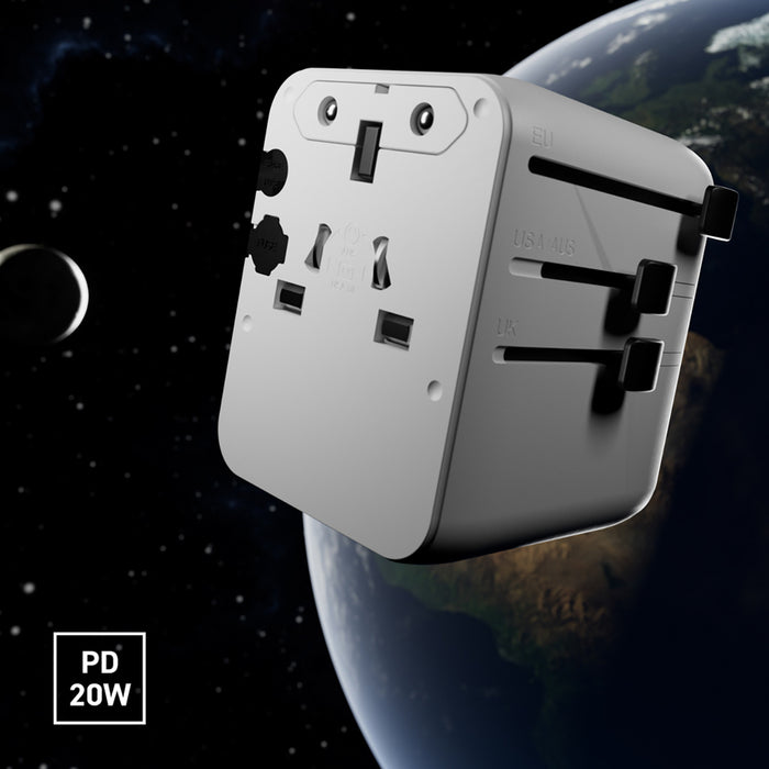 Универсален адаптер за пътуване с USB-A и 2x USB-C P