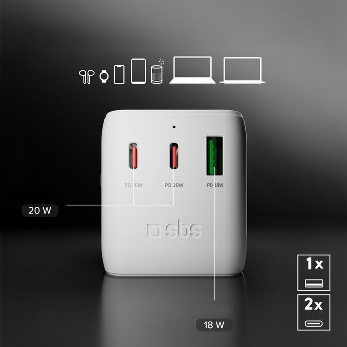 Универсален адаптер за пътуване с USB-A и 2x USB-C P