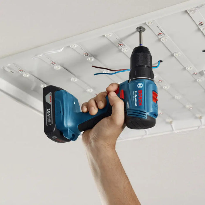 АКУМУЛАТОРНА БЕЗЧЕТКОВА БОРМАШИНА BOSCH PROFESSIONAL GSR