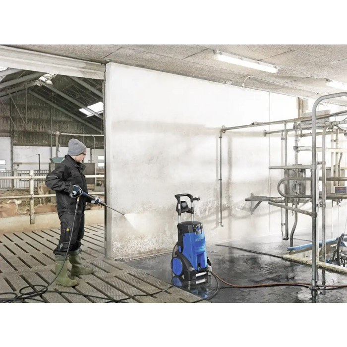 Електрическа машина за миене под налягане с барабан Nilfisk