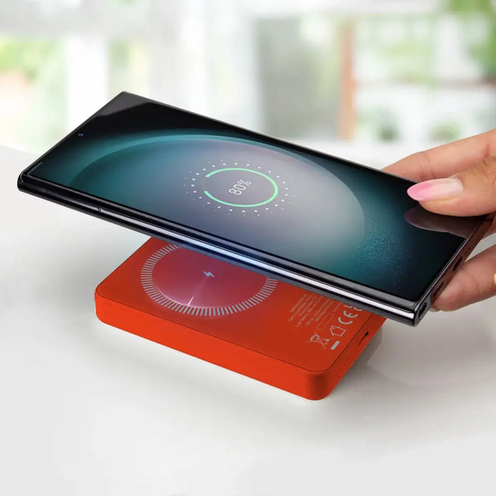Преносима батерия Powerbank SBS TEBB5000MAG1CR 5000 mAh