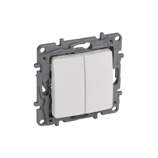 АВТОМАТИЧЕН СЕРИЕН БУТОН 6 A 250 V~ NILOE LEGRAND - БЯЛ