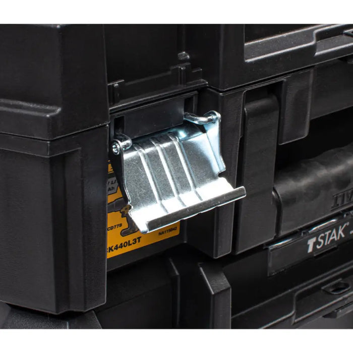 АКУМУЛАТОРЕН БЕЗЧЕТКОВ КОМПЛЕКТ DEWALT DCK440L3T-QW 18 V