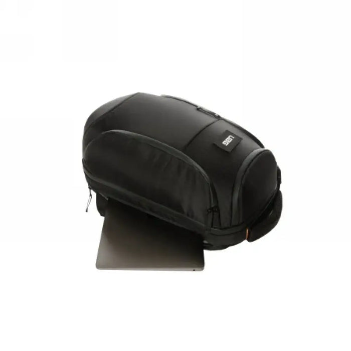 Раница UAG BackPack с вместимост 18 литра за лаптоп 13’’