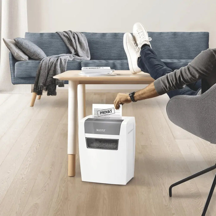 Домашен шредер Leitz IQ P4 6 листа 15 л кофа за боклук