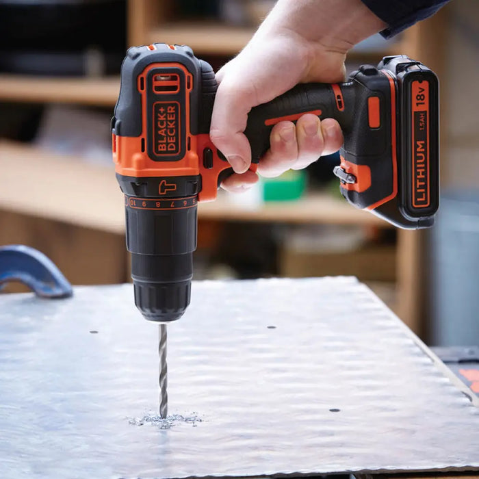 АКУМУЛАТОРНА УДАРНА БОРМАШИНА BLACK&DECKER BDCHD18K-QW 18 V