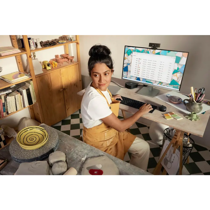 Компактна Bluetooth клавиатура HP 350 за множество