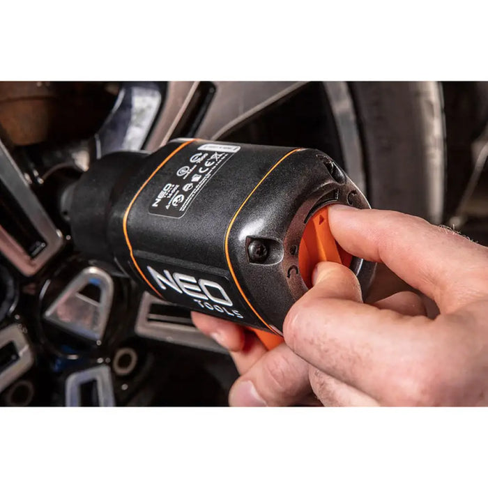 ПНЕВМАТИЧЕН ГАЙКОВЕРТ NEO 1/2’’ 1300Nm