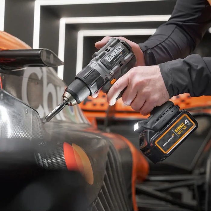 АКУМУЛАТОРНА УДАРНА БОРМАШИНА DEWALT DCD85MM2T-QW MCLAREN