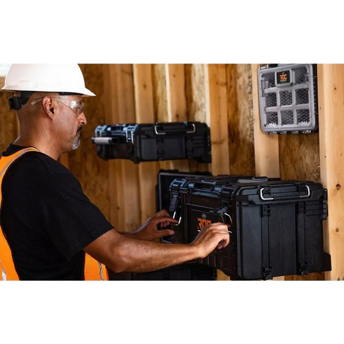 КУТИЯ ЗА ИНСТРУМЕНТИ ROC PRO GEAR 2.0 KETER